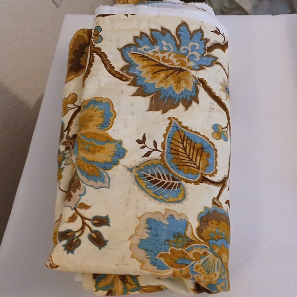 Waverly Inspirations 100% Cotton Duck 54" Jacobean Fresh Spa Color Sewing Fabric - Picture 3 of 4